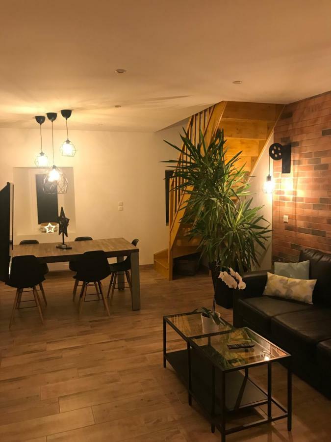 Gite 5 Pers Avec 2H Espace Bien-Etre Privatise Inclus Dans Le Prix De La Nuit 80M2 De Detente Equilly Exterior photo
